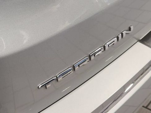 Used 2022 GMC Terrain Denali AWD/4WD image 9