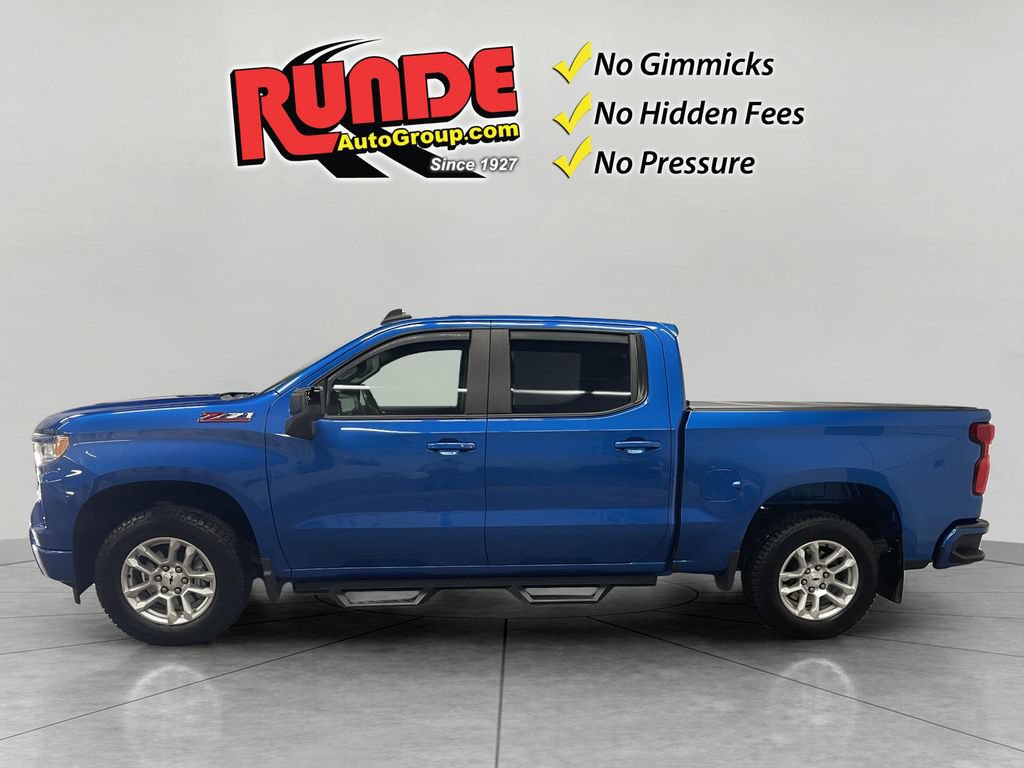 Used 2022 Chevrolet Silverado 1500 RST w/ Z71 Off-Road Package AWD/4WD image 2