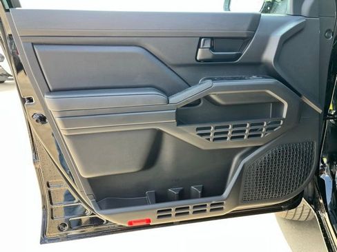 New 2026 Toyota Tacoma SR AWD/4WD image 16