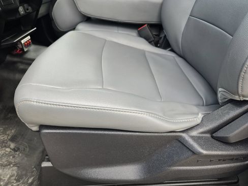 Used 2022 Ford F150 XL RWD image 25
