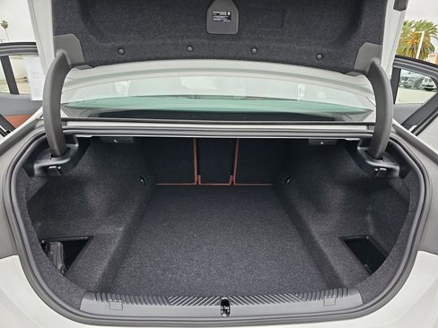 Used 2025 BMW 530i w/ Premium Package image 12