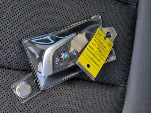 Certified 2023 BMW 330i Sedan w/ Convenience Package RWD image 36