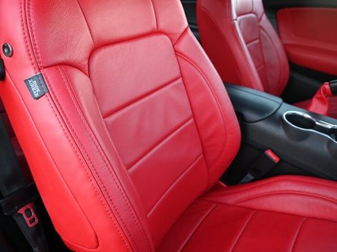 Used 2020 Ford Mustang Coupe RWD image 42