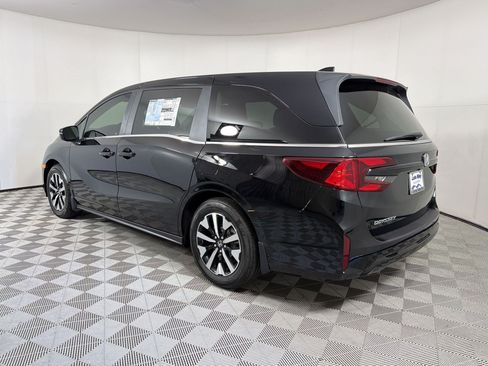 New 2026 Honda Odyssey EX-L image 3