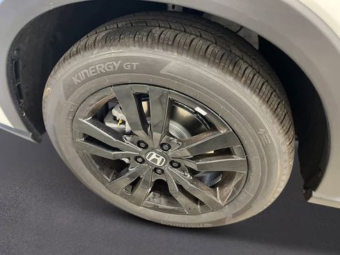 New 2026 Honda HR-V Sport image 11