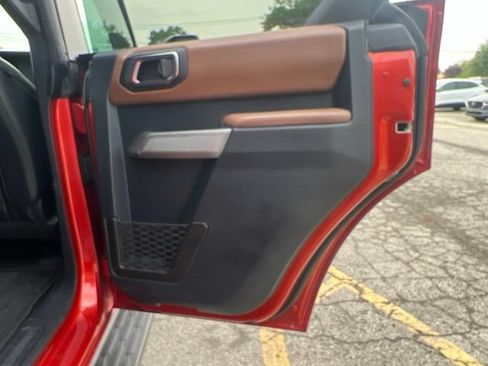 Used 2022 Ford Bronco Outer Banks AWD/4WD image 25