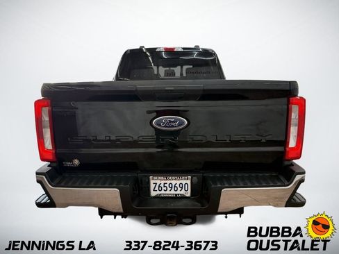Used 2024 Ford F250 XLT image 4