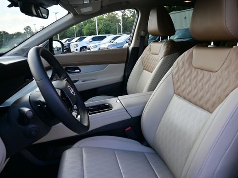 Certified 2025 Nissan Murano Platinum w/ Cargo Package image 25