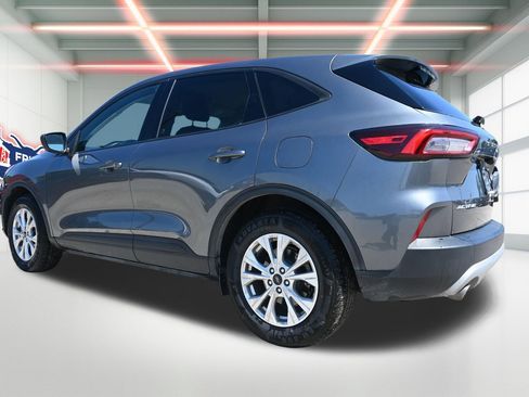 Used 2025 Ford Escape Active FWD image 2