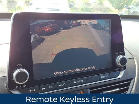 Used 2021 Nissan Altima 2.5 SV FWD image 3