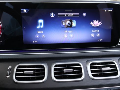 Certified 2024 Mercedes-Benz GLS 450 4MATIC image 41