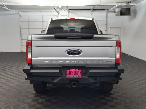 Used 2018 Ford F250 XLT image 8