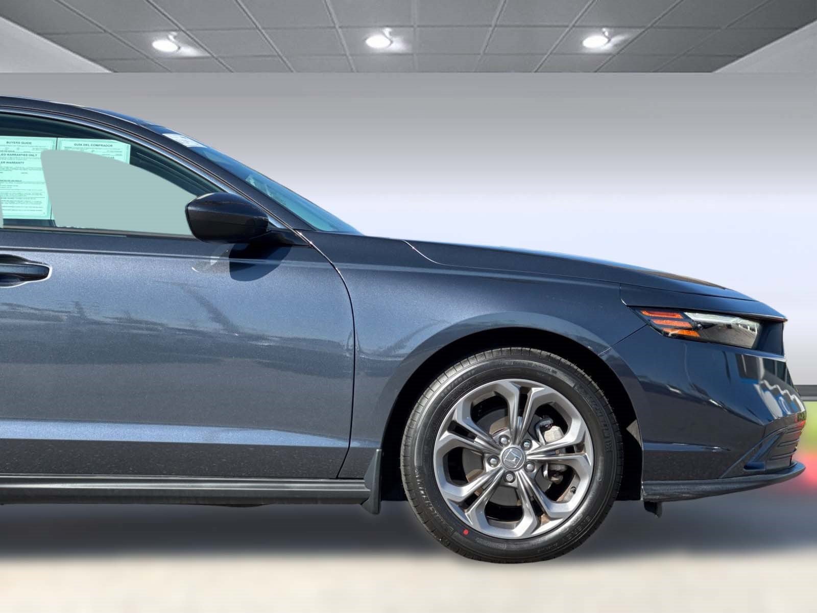 Certified 2023 Honda Accord EX image 33