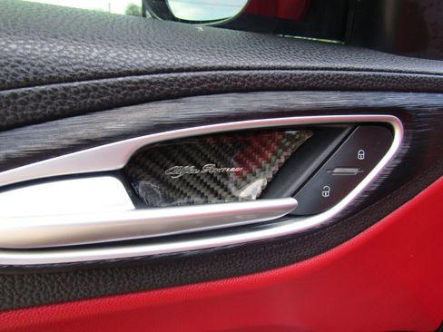 Used 2019 Alfa Romeo Giulia Sport Sedan 4D w/ Quick Order Package 22K Sport image 20