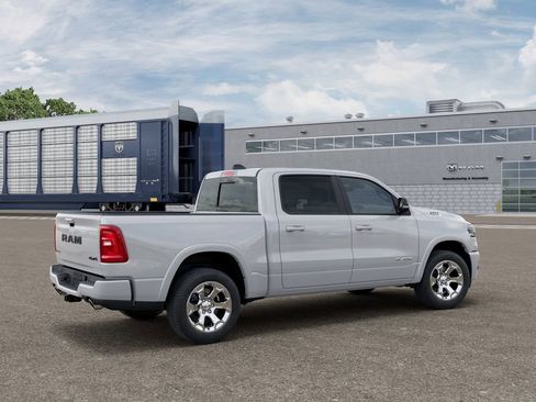 New 2026 RAM 1500 4x4 Crew Cab image 4