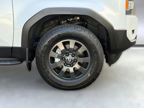 Used 2024 Toyota Land Cruiser image 11