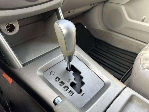 Used 2010 Subaru Forester 2.5X Limited image 31