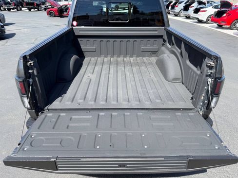 Used 2018 Ford F150 XLT w/ Equipment Group 302A Luxury AWD/4WD image 20