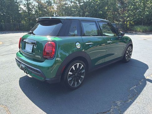 Used 2022 MINI Cooper S w/ Signature Upholstery Package FWD image 9