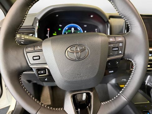 Certified 2026 Toyota Camry SE w/ Convenience Package FWD image 13
