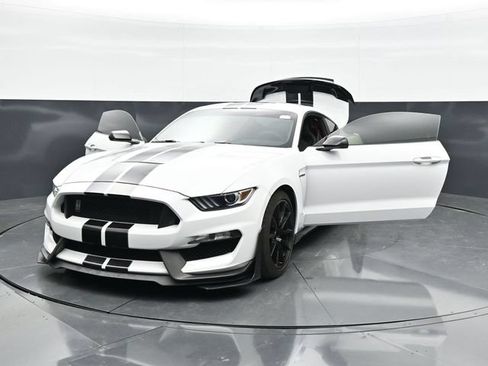 Used 2019 Ford Mustang Shelby GT350 w/ Technology Package RWD image 46