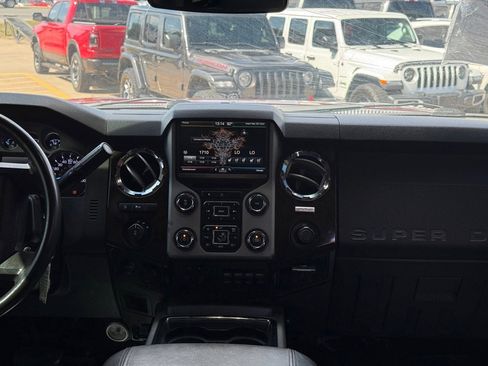 Used 2016 Ford F250 Platinum image 11