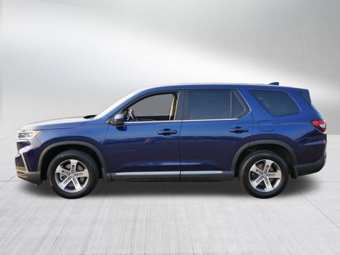 Used 2023 Honda Pilot EX-L image 4