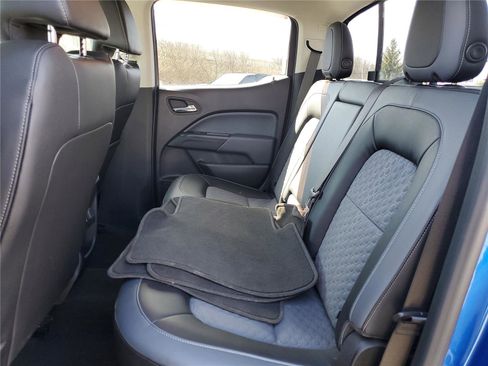 Used 2018 Chevrolet Colorado Z71 image 12