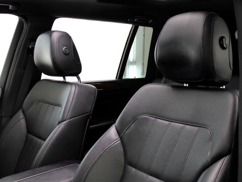 Used 2018 Mercedes-Benz GLS 450 4MATIC w/ Premium Package image 34