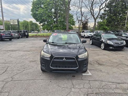 Used 2014 Mitsubishi Outlander Sport ES FWD image 3