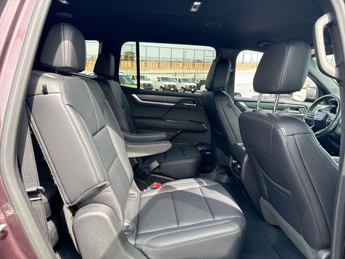 Used 2026 GMC Acadia Elevation w/ Elevation Premium Package AWD/4WD image 64