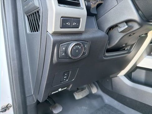 Used 2019 Ford F350 Lariat AWD/4WD image 21