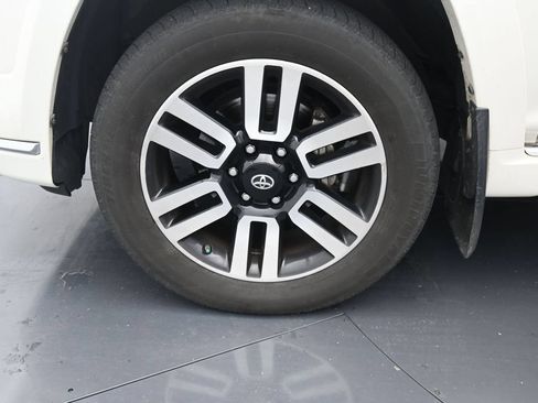Used 2019 Toyota 4Runner Limited AWD/4WD image 13
