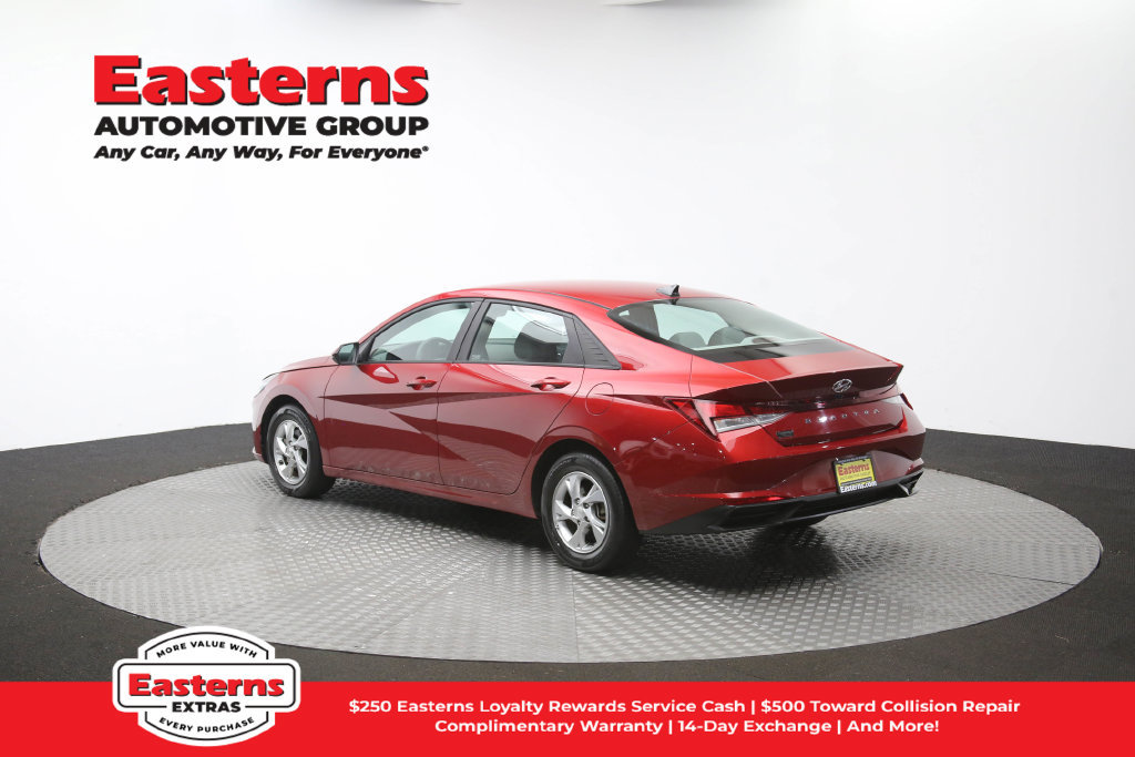 Used 2023 Hyundai Elantra SE w/ Cargo Package FWD image 64