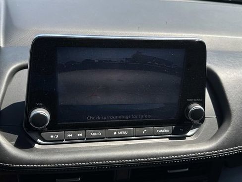 Certified 2024 Nissan Rogue SV AWD/4WD image 31