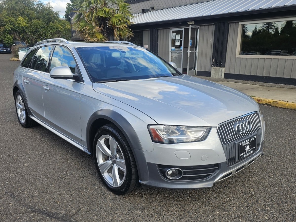 Used 2013 Audi A4 Premium Plus AWD/4WD image 6