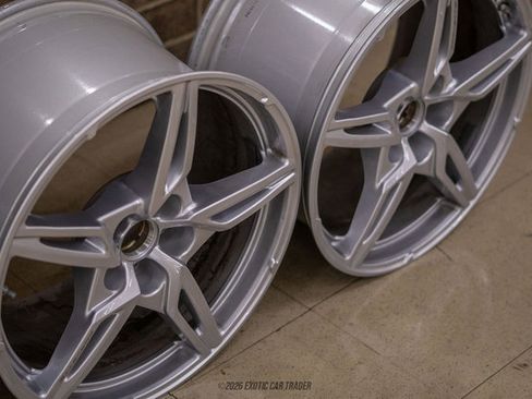 Used 2020 Chevrolet Corvette Stingray Premium Cpe w/ 3LT Preferred Equipment Group image 99