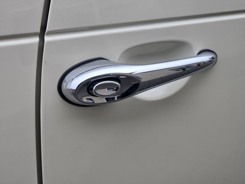 Used 2005 Chrysler PT Cruiser GT FWD image 44