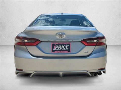 Used 2023 Toyota Camry SE FWD image 7