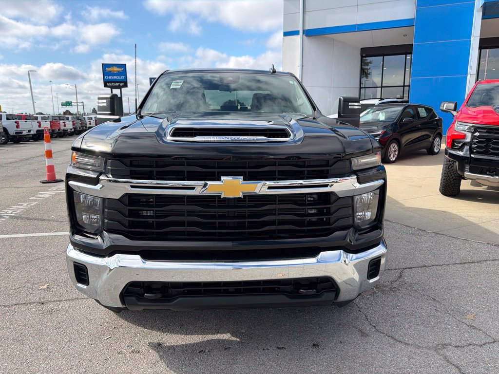 Used 2026 Chevrolet Silverado 2500 LT AWD/4WD image 8