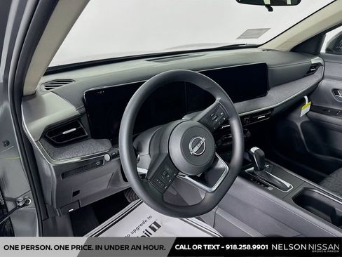 New 2026 Nissan Kicks SV w/ SV Premium Package FWD image 9