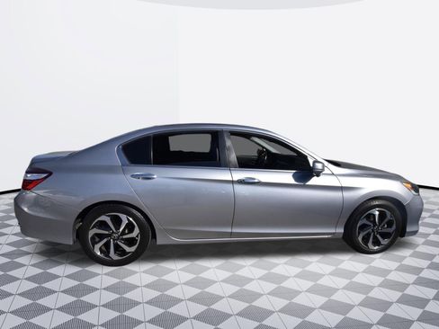 Used 2016 Honda Accord EX-L image 6