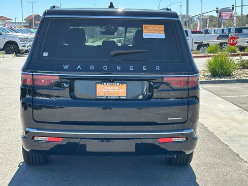 Certified 2023 Jeep Wagoneer L Series II image 7