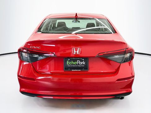 Used 2024 Honda Civic LX image 7
