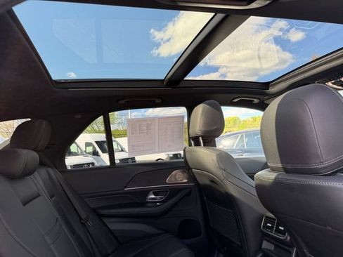 Used 2023 Mercedes-Benz GLE 350 4MATIC image 10