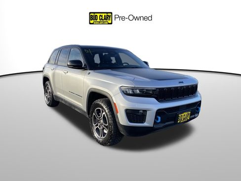 Used 2024 Jeep Grand Cherokee Trailhawk image 1