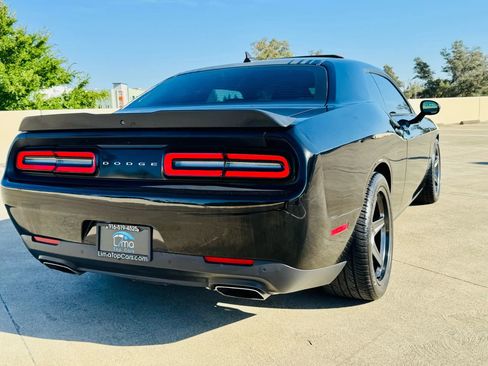 Used 2016 Dodge Challenger R/T Plus image 21