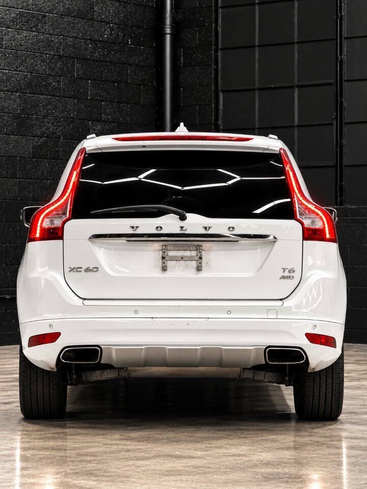 Used 2015 Volvo XC60 T6 AWD/4WD image 13