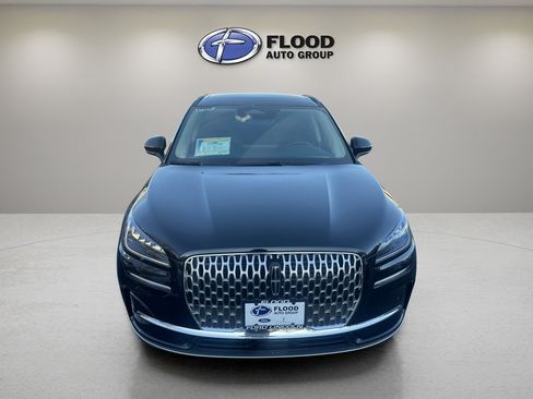 New 2026 Lincoln Corsair Premiere image 2