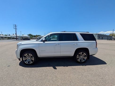 Used 2017 GMC Yukon Denali w/ Open Road Package AWD/4WD image 10